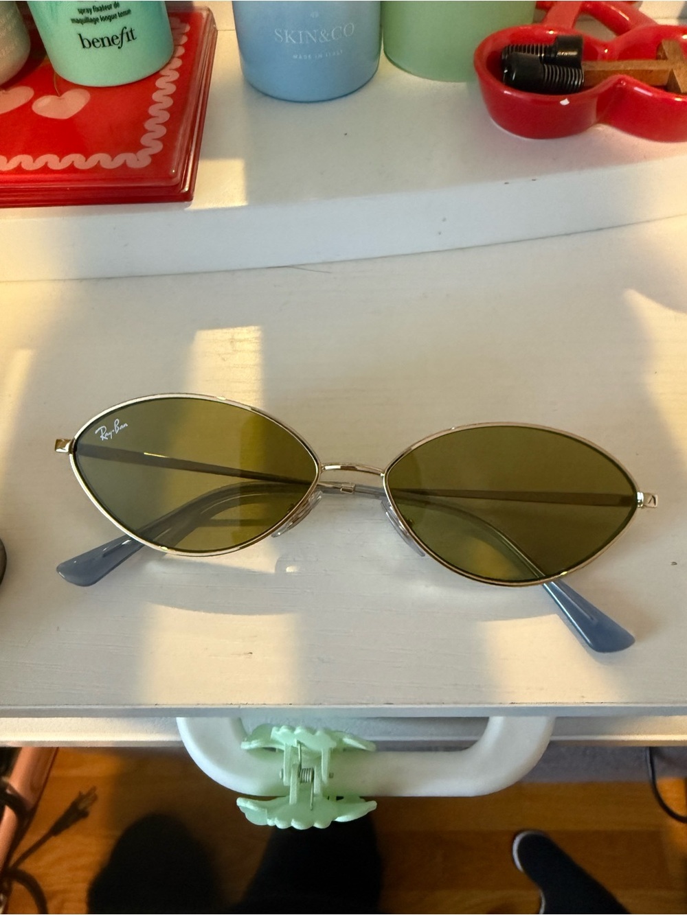 Ray-Ban Sunglasses with Olive Lenses